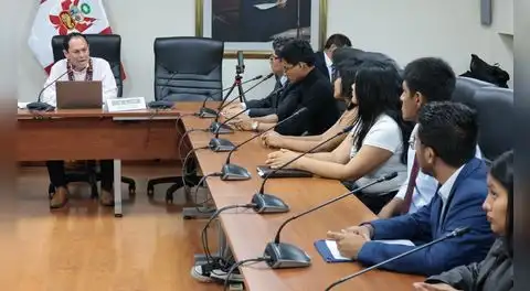 Crisis de becas: Congreso exige al MEF activar fondo de contingencia para financiar educación a jóvenes en situación de pobreza