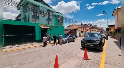 Dos policías son investigados por intento de asalto en Cusco: permanecen detenidos mientras avanzan las investigaciones