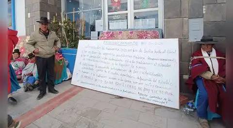 Puno: aymaras desisten de toma del municipio de Pisacoma tras el retorno de maquinaria pesada al distrito