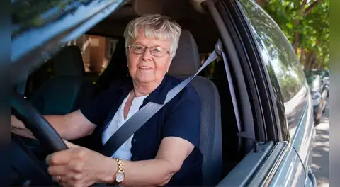 Estados Unidos aplica nueva norma estricta sobre licencias de conducir dirigido a adultos mayores: ¿En qué consiste?