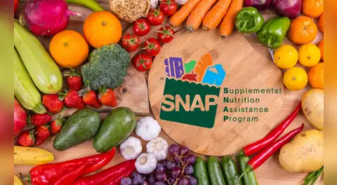 Estados Unidos prohíbe comprar esta lista de alimentos con cupones SNAP en cinco estados desde 2026
