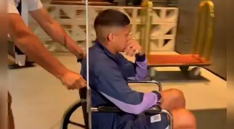 Kevin Quevedo es la primera baja de Alianza Lima: delantero viajó para la Serie Río de La Plata pese a ser visto en silla de ruedas