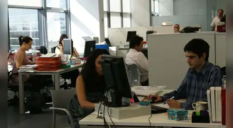 En Perú, el 45% de personas opta por reducir su jornada laboral en vez de tomar vacaciones, según un estudio de Bumeran