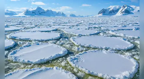 La Tierra se agrieta bajo el hielo de la Antártida con terremotos submarinos que están cambiando la vida en la superficie