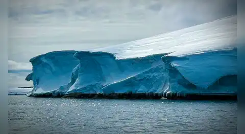 Científicos descubren "un mundo oculto" con ríos y montañas bajo el glaciar de la Antártida que van aumentando el nivel del mar