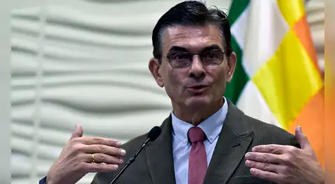 Bolivia declara emergencia energética y social y autoriza a privados a comercializar derivados del petróleo ante la crisis