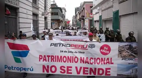 Crece oposición social y política a la privatización de Petroperú: "Ni Fujimori se atrevió a tanto, nos dijo Martha Moyano"