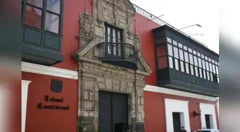 TC declara inconstitucional Ley N° 32330 que permite que adolescentes de 16 y 17 años sean juzgados como adultos