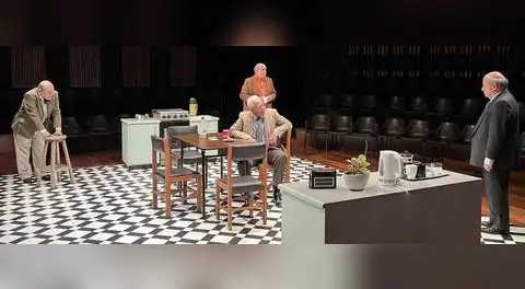 Mateo Chiarella: "Para mí, el teatro en Perú es un bálsamo"