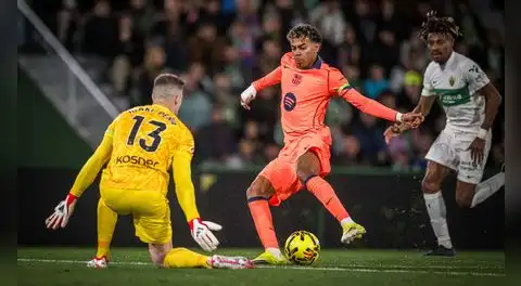 Barcelona golea al Elche en condición de visitante y se mantiene en lo más alto de LaLiga