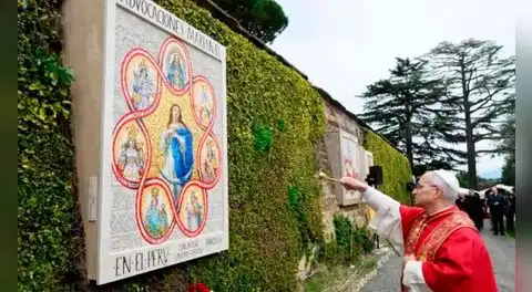 ¡De Chacas para el mundo! Dos obras de arte peruano fueron bendecidas por el papa León XIV y lucirán en los jardines del Vaticano
