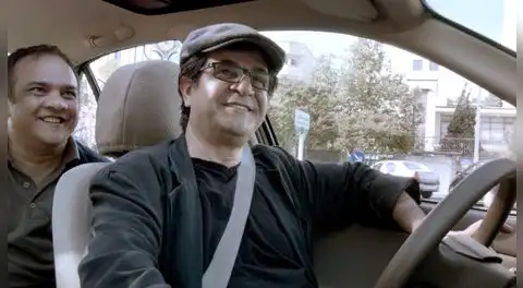 Jafar Panahi en “Taxi Teherán”, obra maestra del cine iraní