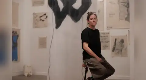 Casandra Tola: “La obra de José Tola invita a cuestionarlo todo”