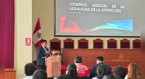 Corte de Moquegua fortalece la lucha contra la delincuencia con capacitación a policías y serenos