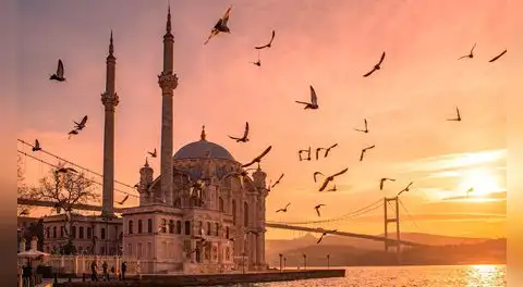 Entre Europa y Asia: la única ciudad en el mundo que ha sido capital de tres imperios clave en la historia de la humanidad