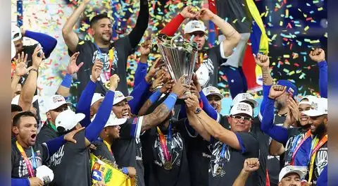 Venezuela se proclamó campeón mundial de béisbol por primera vez y presidenta declara día no laborable como festejo