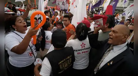 Debate presidencial: portátiles del APRA y el fujimorismo se enfrentan a las afueras del Centro de Convenciones