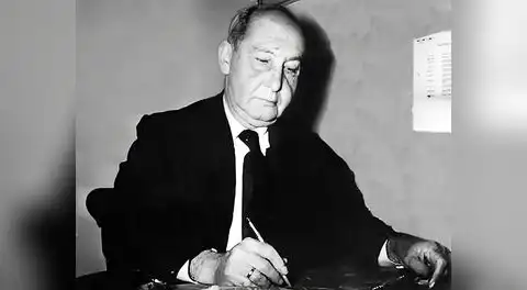 Antenor Orrego, el amigo de Vallejo que perdió su sombra, por Eduardo González Viaña