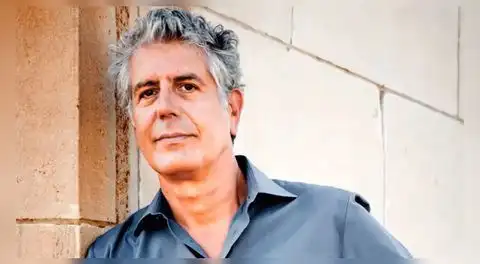 “Confesiones de un chef”, el clásico sobre el mundo de la cocina de Anthony Bourdain