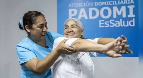 Más de 52.000 adultos mayores reciben atención en casa con apoyo de cuidadores