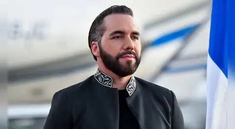 Nayib Bukele propone enviar presos de El Salvador a Colombia tras críticas de Gustavo Petro