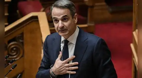 Grecia prohibirá el acceso a las redes sociales a los menores de 15 años