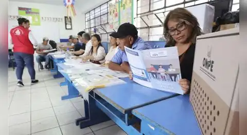 Elecciones en Perú EN VIVO: miembros de mesa se amanecen en conteo y siguen votaciones en colegios donde no hubo sufragio