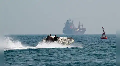 Irán declara el estrecho de Ormuz “completamente abierto” mientras dure el alto el fuego entre Israel y Líbano