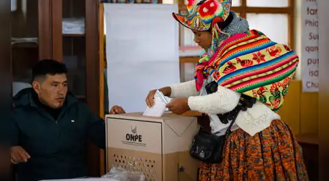 Racismo en redes marca disputa electoral: “Pensar distinto no te da derecho a deshumanizar al otro”