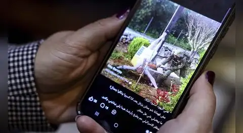 Indignación por fotografía de soldado israelí atacando con un mazo una figura de Jesús en Libano
