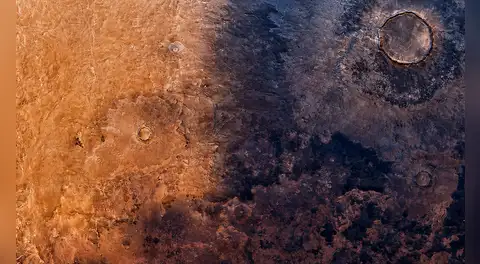 Una extraña mancha se expande en Marte desde hace 5 décadas y desafía lo que sabemos sobre el planeta vecino de la Tierra