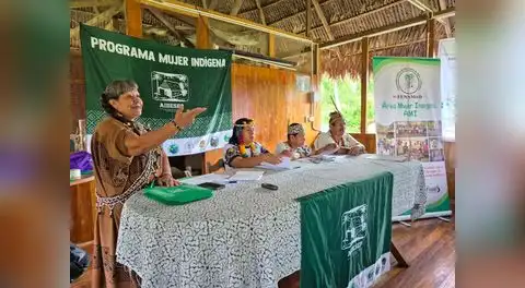 Mujeres que protegen la Amazonía pese a las amenazas