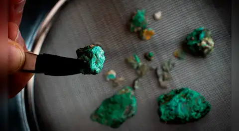 Unas misteriosas piedras verdes descubiertas en una cueva de España serían indicios de que pueblos prehistóricos trabajaron el cobre durante 4.000 años