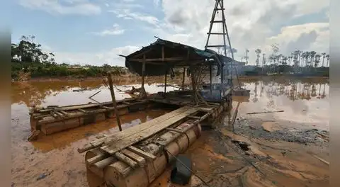 Minería ilegal disparó alertas en el sector financiero por más de US$6.000 millones