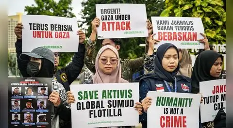 Israel expulsa a activistas de flotilla humanitaria hacia Gaza tras polémica por video en el que son humillados