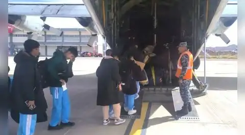 Operación aérea de emergencia: 53 peruanos son rescatados desde Bolivia en medio de crisis política