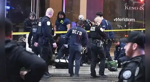 Hombre muere tras un intercambio de disparos frente a la Casa Blanca mientras Trump estaba dentro