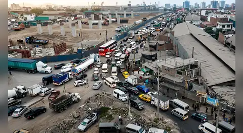 Vías elevadas y ‘olas verdes’ para desatorar la autopista Ramiro Prialé