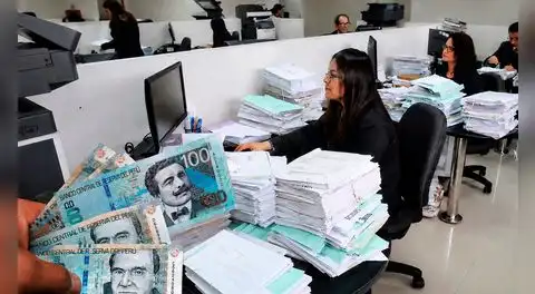 Trabajadores CAS logran mesa de diálogo con el MEF: ¿gratificaciones de julio se pagarán al 100%? Estos fueron los acuerdos