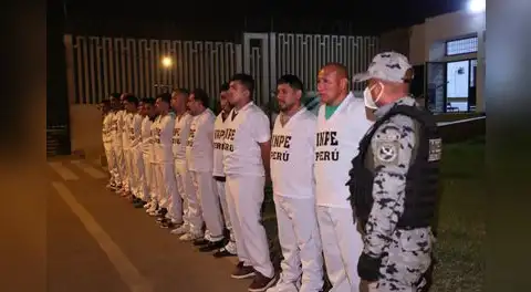 Trasladan a 17 presos de alta peligrosidad que coordinaban extorsiones desde prisión