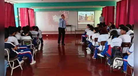 Corte del Santa realizó charla sobre uso de sustancia psicoactivas a estudiantes de la I.E. Yugoslavia en Nuevo Chimbote