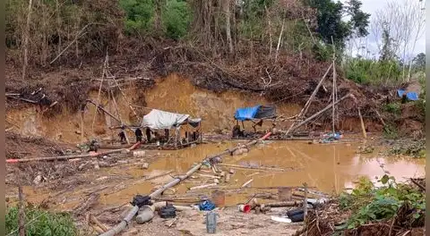Golpe a la minería ilegal: destruyen maquinaria valorizada en más de S/ 14 millones