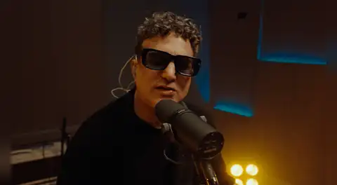 Jeffry Fischman, fundador de Libido, sorprende con su versión del clásico ‘En esta habitación’, himno del rock en español