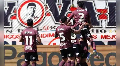 ¡Triunfo crema! Universitario venció 2-1 a ADT en Tarma y ganó en su primer partido del Torneo Clausura 2026