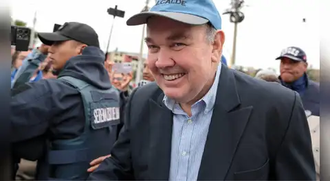 JNE rechaza presiones políticas y alega "vacío normativo" para revocar credencial a Rafael López Aliaga