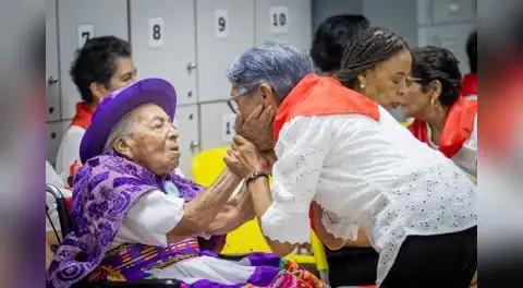 Pensionistas celebran Fiestas Patrias con arte en casas Yuyaq