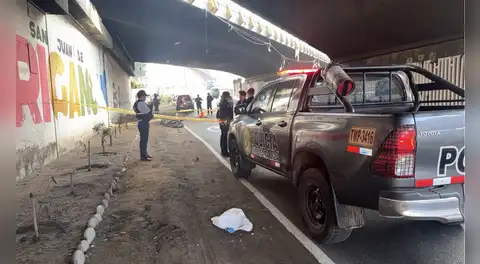 SJL: hallan cadáver oculto en un costal bajo un puente y PNP busca identificar a la víctima