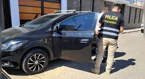 Sospechan que un oficial y dos subalternos PNP cambiaron 40 paquetes de cocaína por yeso