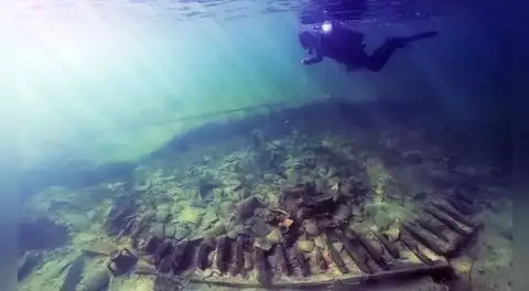 Una exploración en las profundidades del Mediterráneo descubre un barco romano de 2.100 años repleto de un valioso tesoro