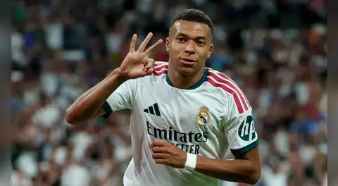 Con hat-trick de Kylian Mbappé, Real Madrid goleó 4-1 a Real Sociedad por LaLiga de España